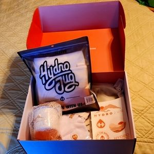 BNIB Hydrojug Vista PR Box Medium